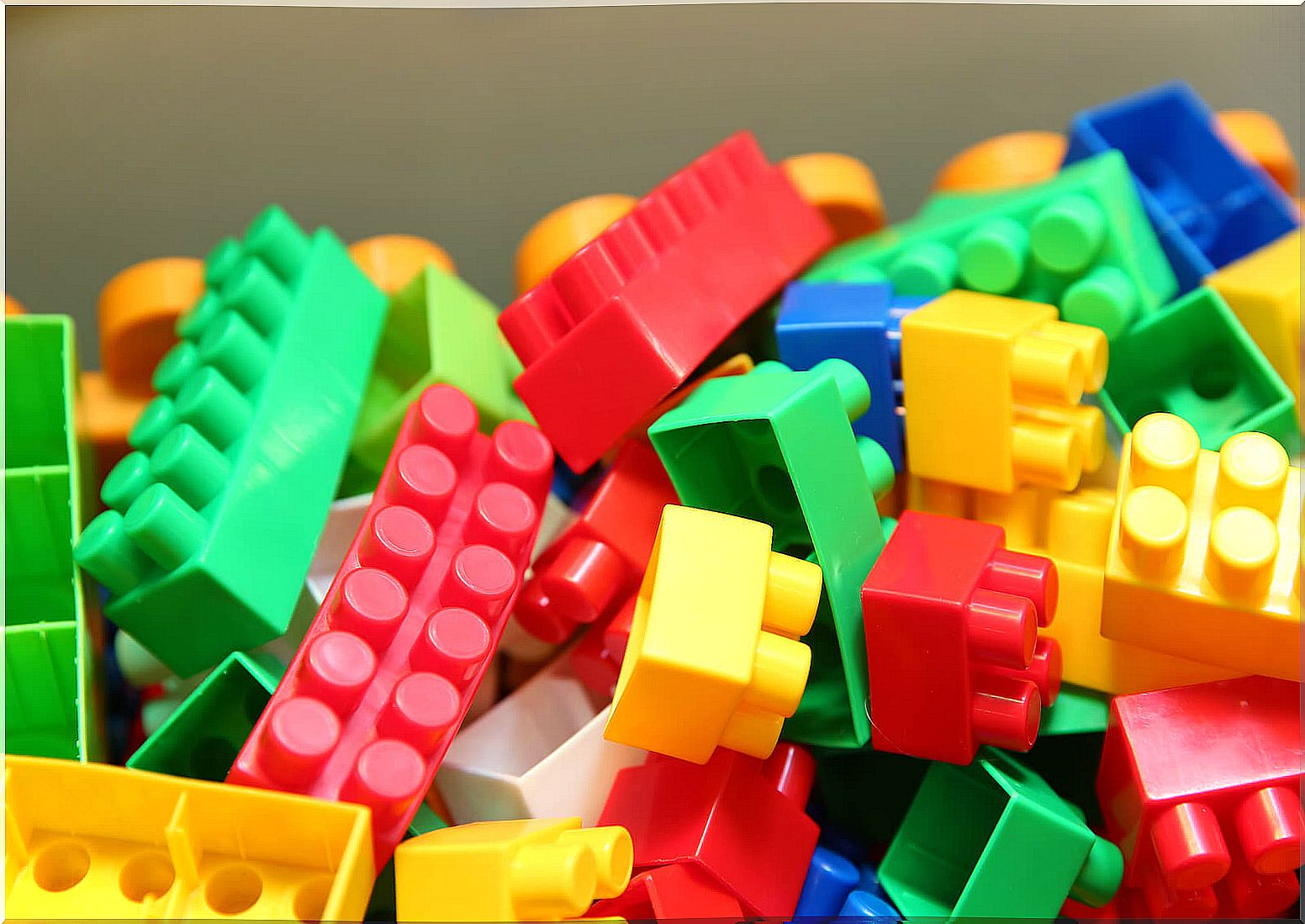 Benefits of using LEGO Education with children