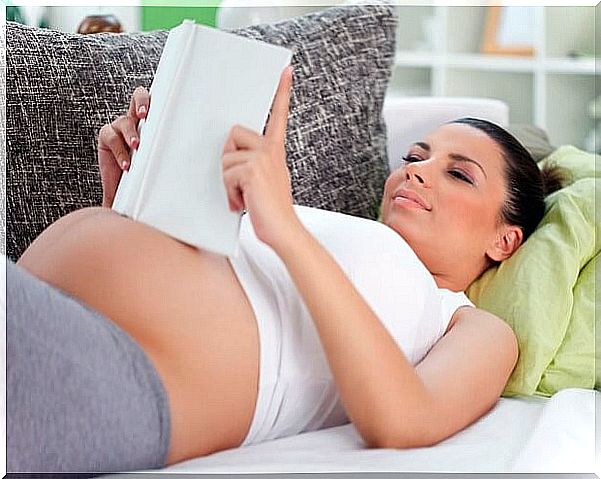 reading to baby promotes intelligence