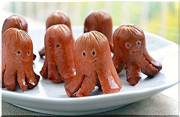 Sausage-octopus-for-children's-birthdays